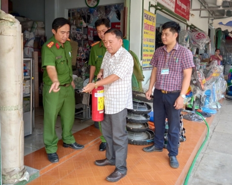 Tân Biên: Ra mắt mô hình “Tổ liên gia an toàn phòng cháy, chữa cháy” tại xã Tân Phong