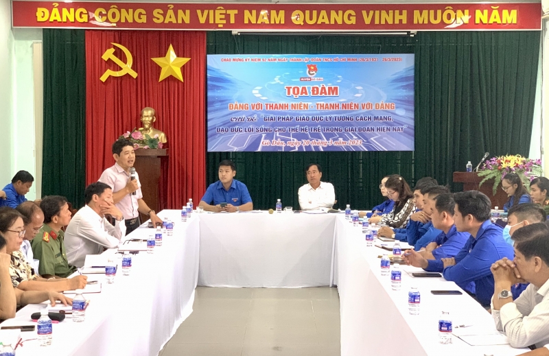 Gò Dầu: Toạ đàm Đảng với thanh niên - Thanh niên với Đảng