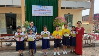 Thành phố Tây Ninh: Phục vụ sách lưu động hưởng ứng Ngày Sách và Văn hoá đọc Việt Nam năm 2023