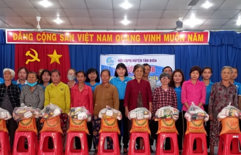 Điểm tin địa phương