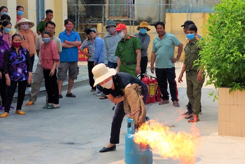 Tân Biên: Tập huấn PCCC cho người dân