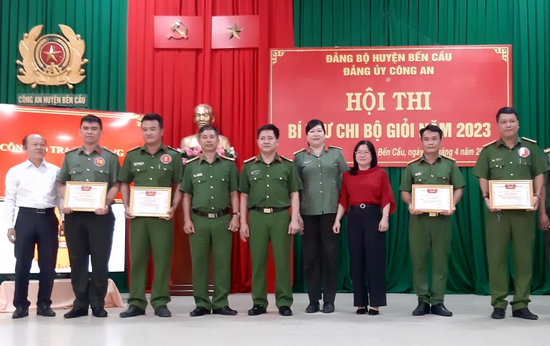 Đảng uỷ Công an Bến Cầu: Hội thi Bí thư Chi bộ giỏi năm 2023