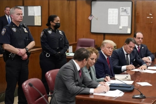 Ông Trump lên tiếng sau khi trình diện tòa án, khẳng định vô tội