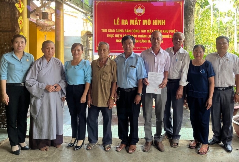 Tân Biên: Ra mắt mô hình “Tôn giáo cùng Ban Công tác Mặt trận khu phố 1 thực hiện công tác chăm lo người nghèo, người có hoàn cảnh khó khăn”