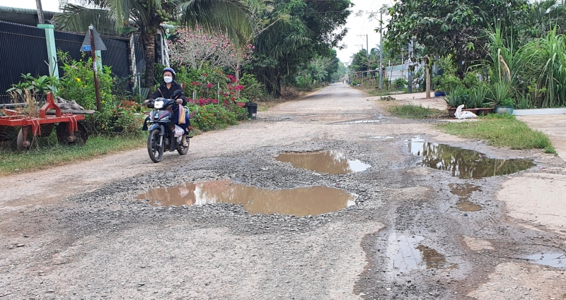 Trảng Bàng: Cần sớm sửa đường huyện 12