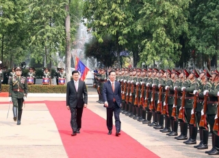 Xung lực mới cho quan hệ hợp tác Việt Nam - Lào