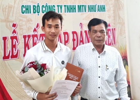 Huyện Dương Minh Châu: Phát triển 5 đảng viên là công nhân trong các doanh nghiệp khu vực ngoài nhà nước