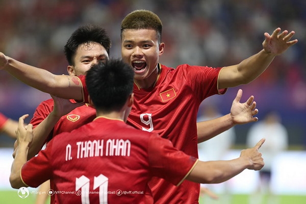 U22 Việt Nam – U22 Singapore: Để câu chuyện ngày ra quân là quá khứ