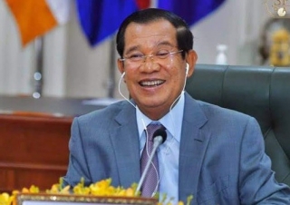 Nhiều người khó nhận vé xem bóng đá, Thủ tướng Campuchia nói gì?