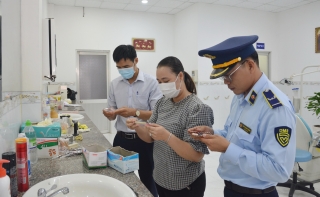 Tân Châu: Kiểm tra cơ sở hành nghề y, dược, mỹ phẩm tư nhân
