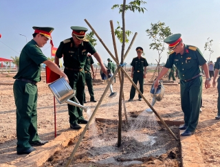 Sư đoàn 5: Phát động trồng cây nhân kỷ niệm 133 năm Ngày sinh Chủ tịch Hồ Chí Minh (19.5.1890 - 19.5.2023)