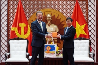 Tổng Lãnh sự Hà Lan tại Thành phố Hồ Chí Minh chào xã giao lãnh đạo tỉnh Tây Ninh