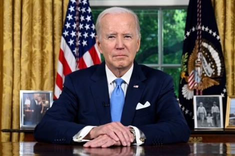 Tổng thống Biden ký luật về trần nợ công