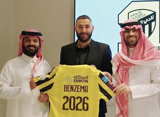 Benzema gia nhập Al Ittihad sau khi rời Real Madrid