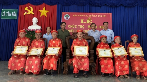 Phát huy tiềm năng, nội lực của người cao tuổi