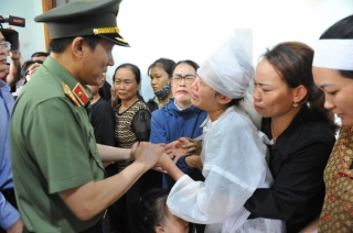 Cấp Bằng “Tổ quốc ghi công” cho 6 liệt sĩ hy sinh tại Đắk Lắk