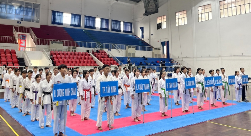 Khai mạc Giải vô địch Karatedo tỉnh Tây Ninh