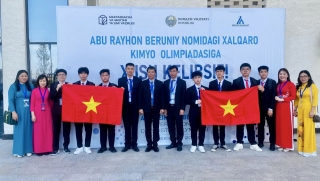 Đoàn Việt Nam xếp thứ nhất tại Olympic Hoá học quốc tế Abu Reikhan Beruniy năm 2023