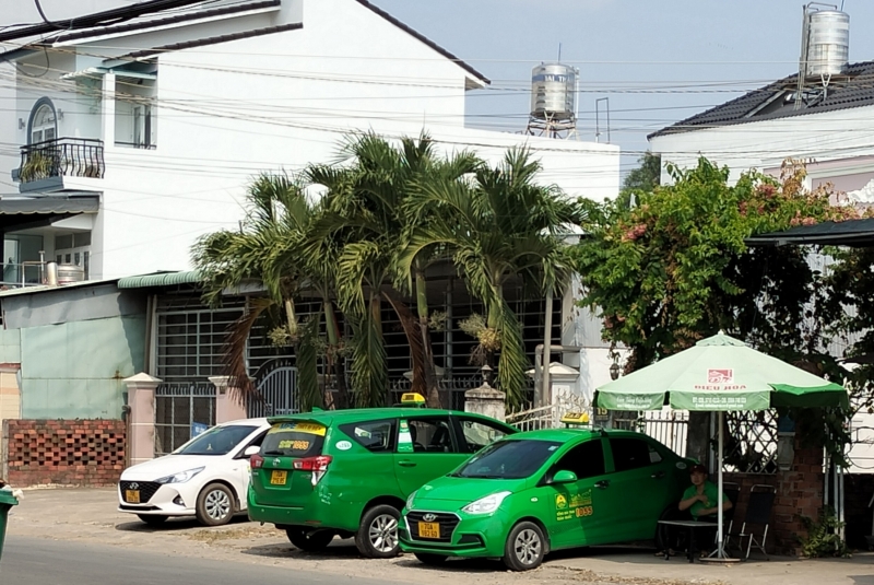 39 phù hiệu xe ô tô kinh doanh taxi không còn hiệu lực