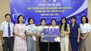 Không cắt “nồi cơm” của trường đại học