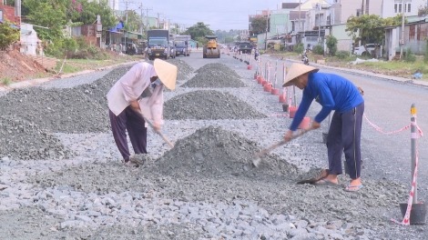 Hoà Thành: Hội nghị Ban Chấp hành Đảng bộ Thị xã lần thứ 13