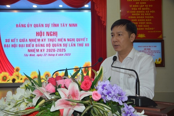 Thực hiện tốt Nghị quyết Đại hội về nhiệm vụ quân sự, quốc phòng địa phương