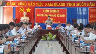 Tân Biên: Hội nghị Ban Chấp hành Đảng bộ huyện lần thứ 30