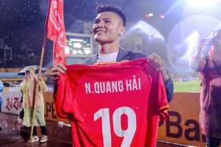 Chiều nay, Quang Hải ra sân ở vòng 13 V.League 2023