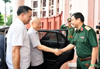 Tổng Bí thư Nguyễn Phú Trọng chủ trì Hội nghị Quân ủy Trung ương lần thứ 6, nhiệm kỳ 2020-2025