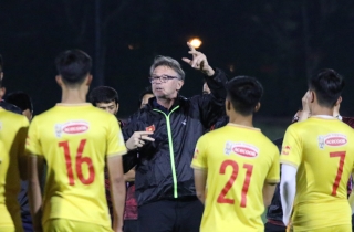 U23 Việt Nam: Chờ sự ăn ý giữa HLV Hoàng Anh Tuấn và ông Troussier