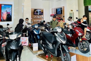 Người Việt giảm mua xe máy