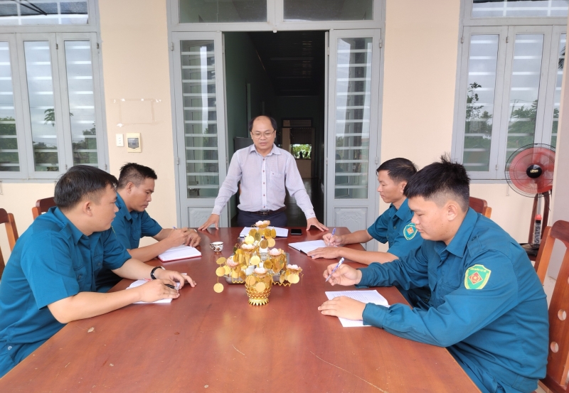 “Nét đẹp thường ngày làm theo gương Bác” ở Ban Chỉ huy quân sự xã Tiên Thuận