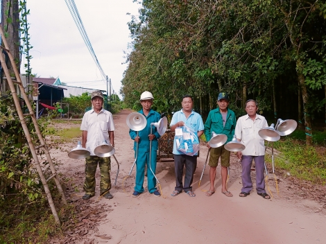 Học và làm theo Bác để “Phụng sự Tổ quốc, phục vụ Nhân dân”