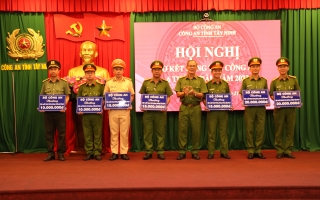 Công an Tây Ninh: Sơ kết công tác 6 tháng đầu năm 2023
