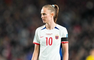 World Cup nữ 2023: Cựu vô địch thế giới sắp bị loại, cầu thủ tố bị HLV chèn ép