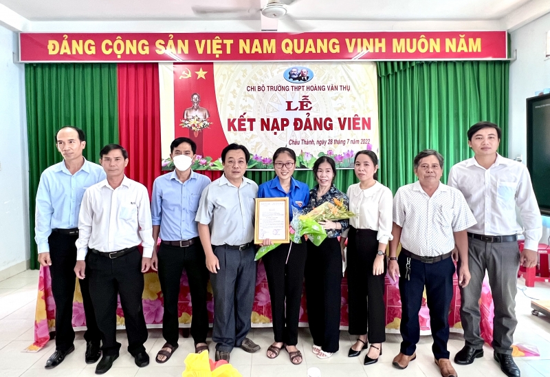 Châu Thành: Tập trung tạo nguồn phát triển đảng viên