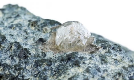 Vụ phun kim cương lên mặt đất cách 25 triệu năm