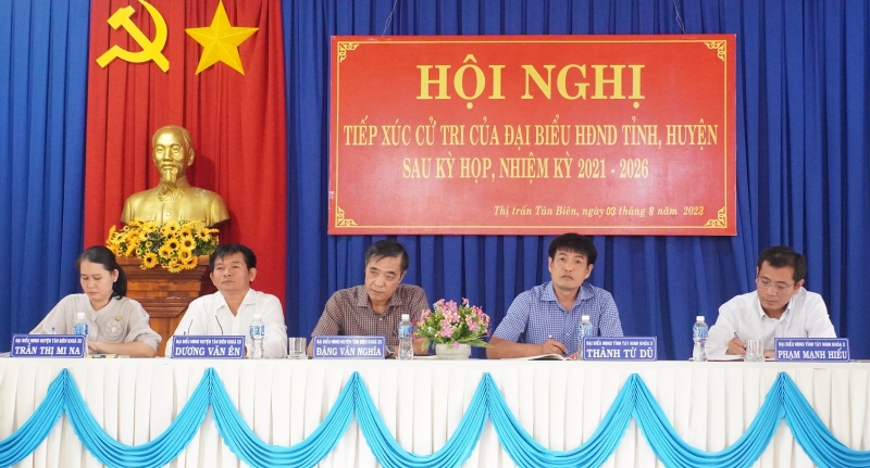 Đại biểu HĐND tỉnh, huyện tiếp xúc cử tri trên địa bàn huyện Tân Biên