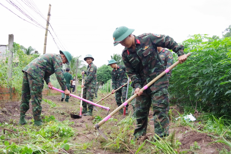 Sư đoàn 5: Hơn 750 CBCS tham gia giúp dân trong công tác dân vận đợt I năm 2023