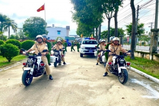 Tân Biên: Ra quân cao điểm tổng kiểm soát bảo đảm TTATGT