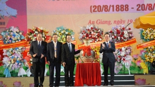 Chủ tịch nước Võ Văn Thưởng dự Lễ kỷ niệm 135 năm ngày sinh Chủ tịch Tôn Đức Thắng
