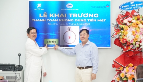 Bệnh viện Đa khoa tỉnh: Triển khai thanh toán không dùng tiền mặt