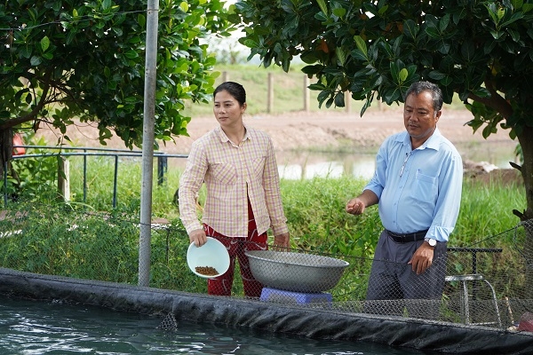 Chi hội phó Chi hội Nông dân học tập và làm theo Bác