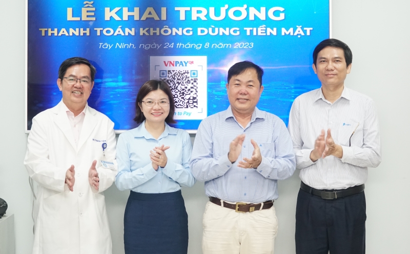 Triển khai thanh toán không dùng tiền mặt