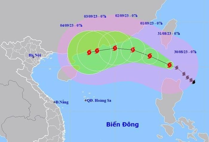 Bão SAOLA giật cấp siêu bão 17, hướng vào Biển Đông