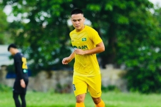 Cựu tiền đạo U23 Việt Nam chia tay Sông Lam Nghệ An