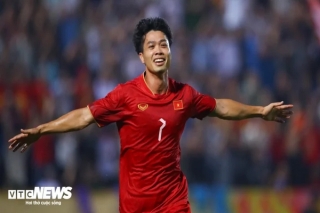 Công Phượng ghi bàn, tuyển Việt Nam thắng Palestine