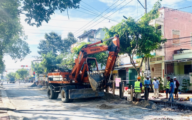 Thành phố Tây Ninh: Khởi công tuyến ống thu gom nước thải