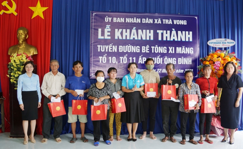 Khánh thành đường nông thôn mới