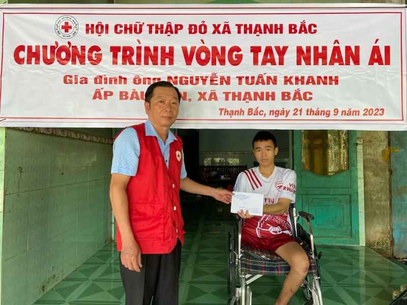 Tân Biên: Một thanh niên bị tai nạn lao động rất cần sự giúp đỡ